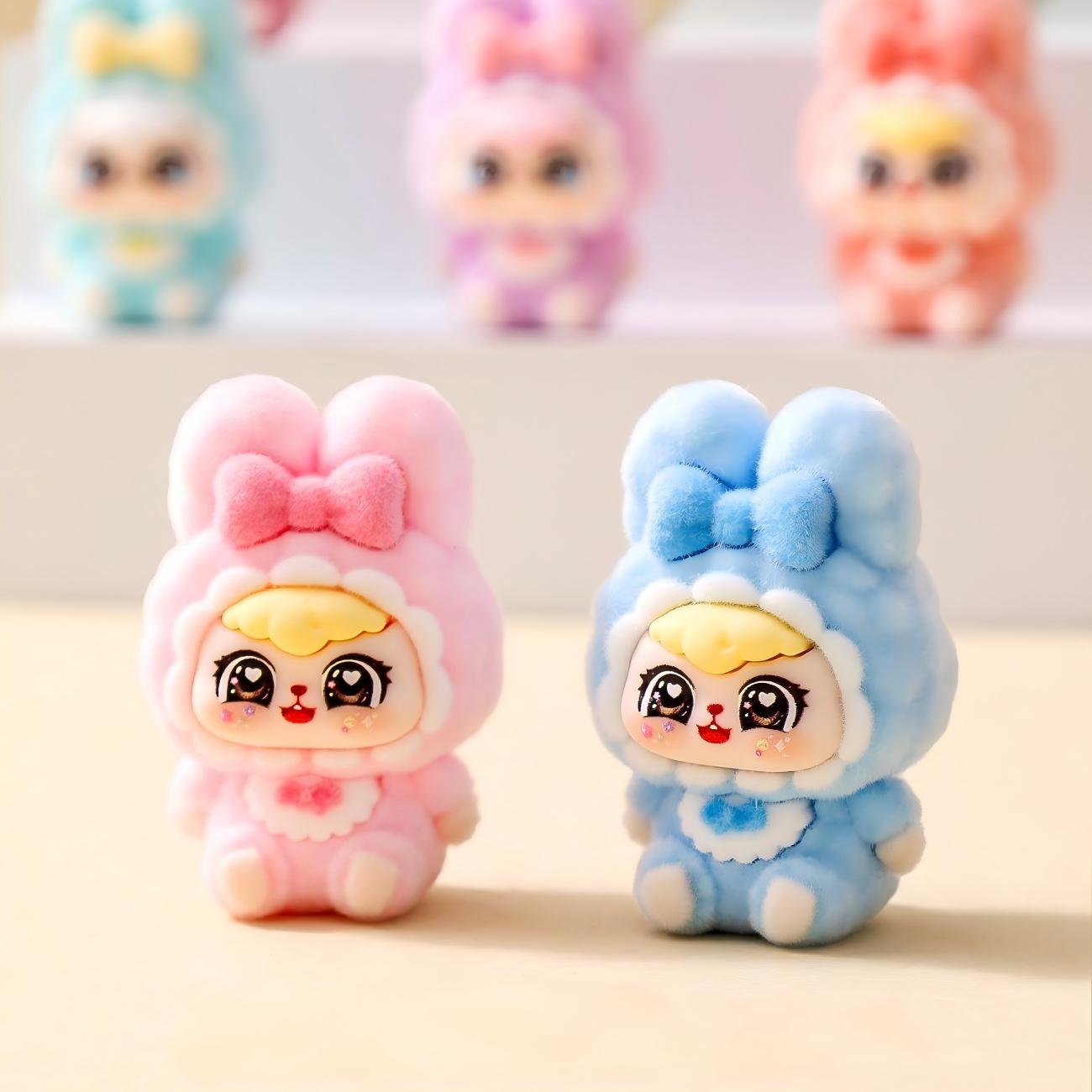 Cute Looking Mini Desktop Orna - Vinyl Figure Blank avis et prix