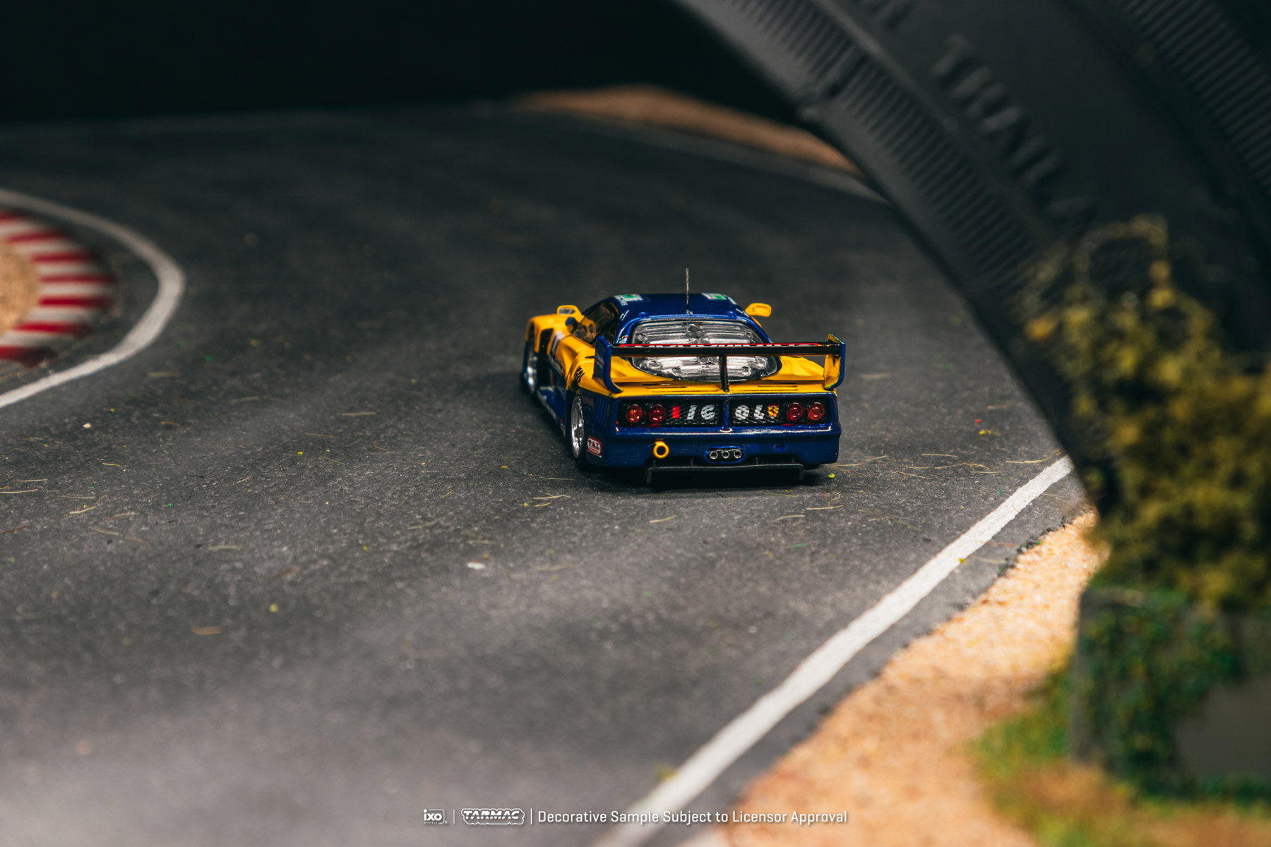 In Stock TW 1:64 Ferrari F40 G - Die Cast Car 1 64 avis et prix
