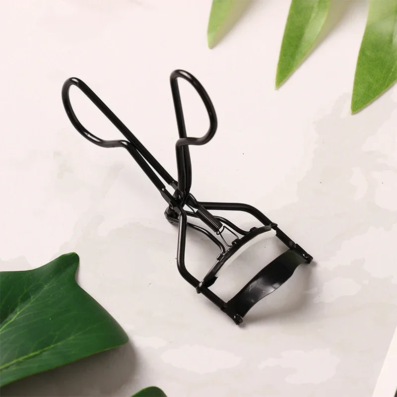 Woman Circle Eyelash Curler Cu - Display Risers Set avis et prix