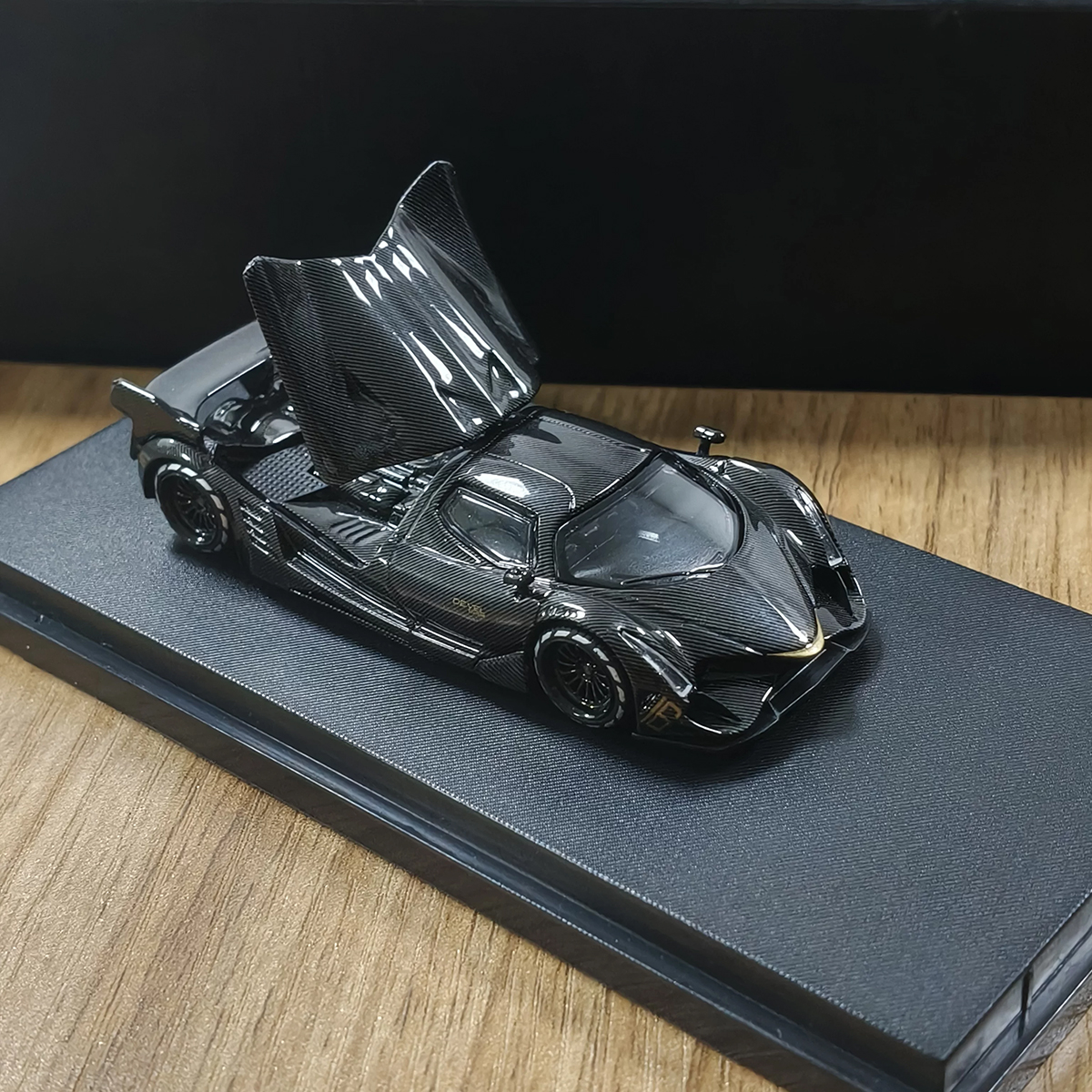 LMF Model 1:64 Devel 16 Hyperc - Die Cast Car 1 64 avis et prix